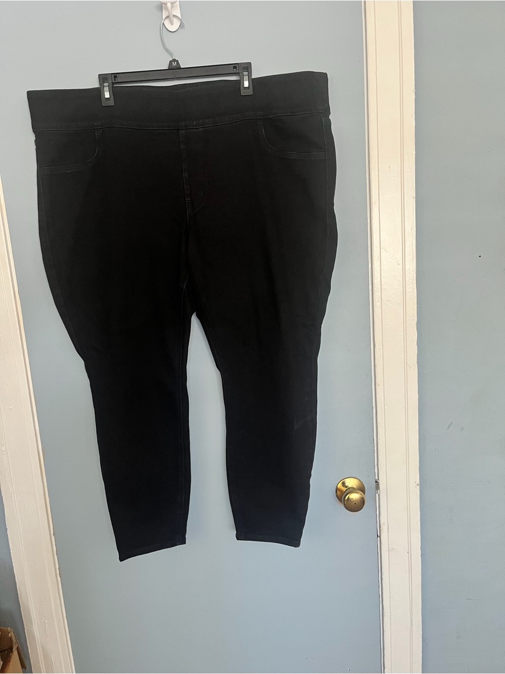 Old Navy Black Mid-Rise Jeggings